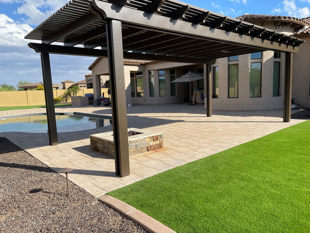 How Artificial Turf and Patio Covers Work Together to Lower Temperatures